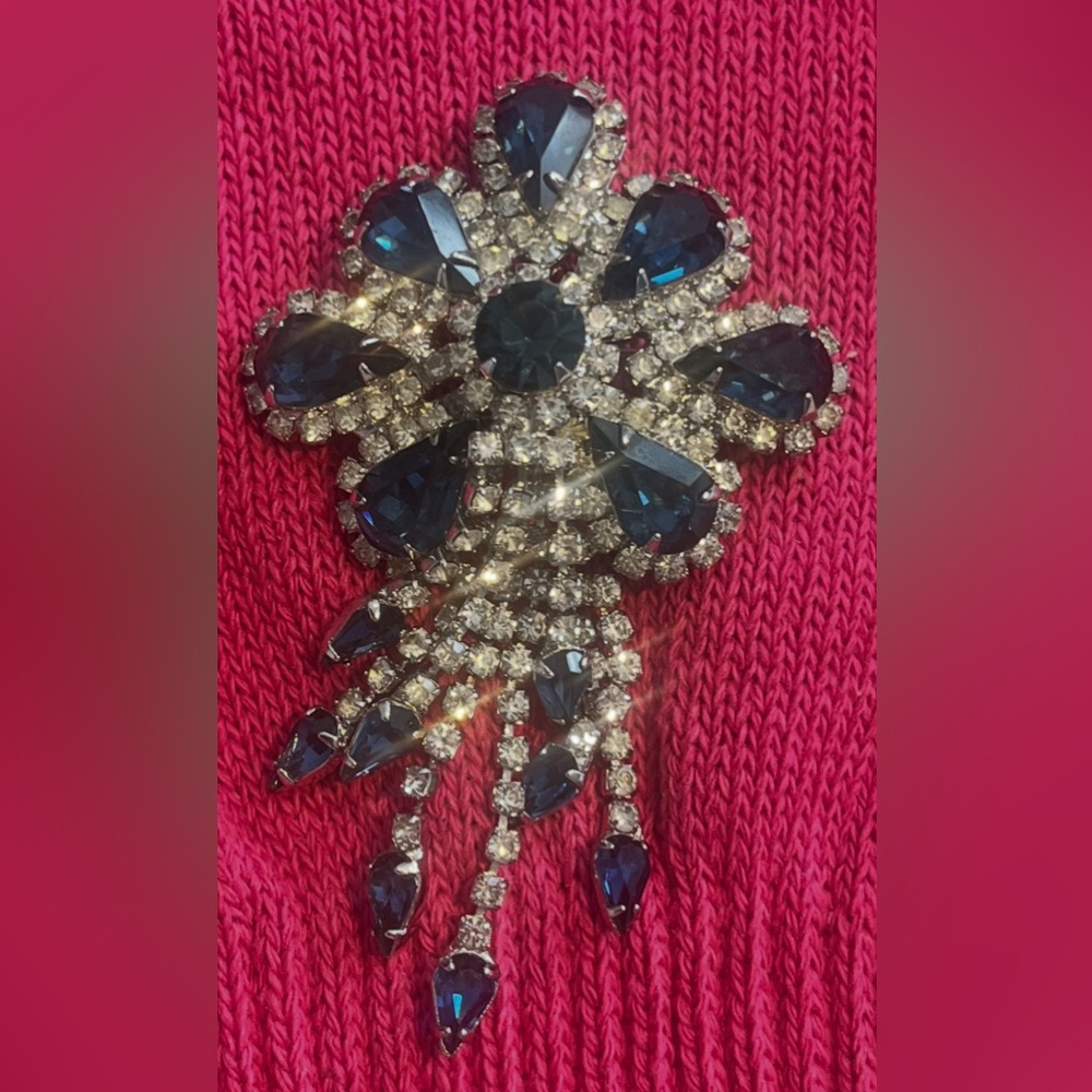 “Midnight Starfall Bloom” vintage brooch